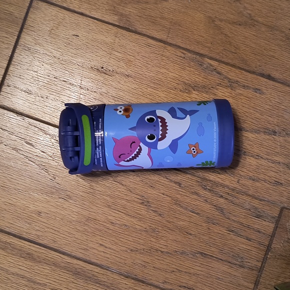 Boys/Girls Unisex Baby Shark Bundle - Picture 4 of 6